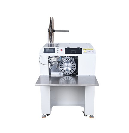 新能源大平方熱縮套管機